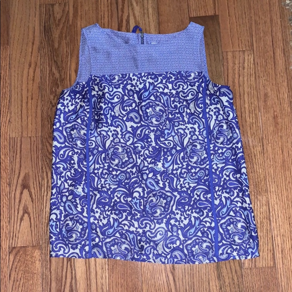 blue and white loft top